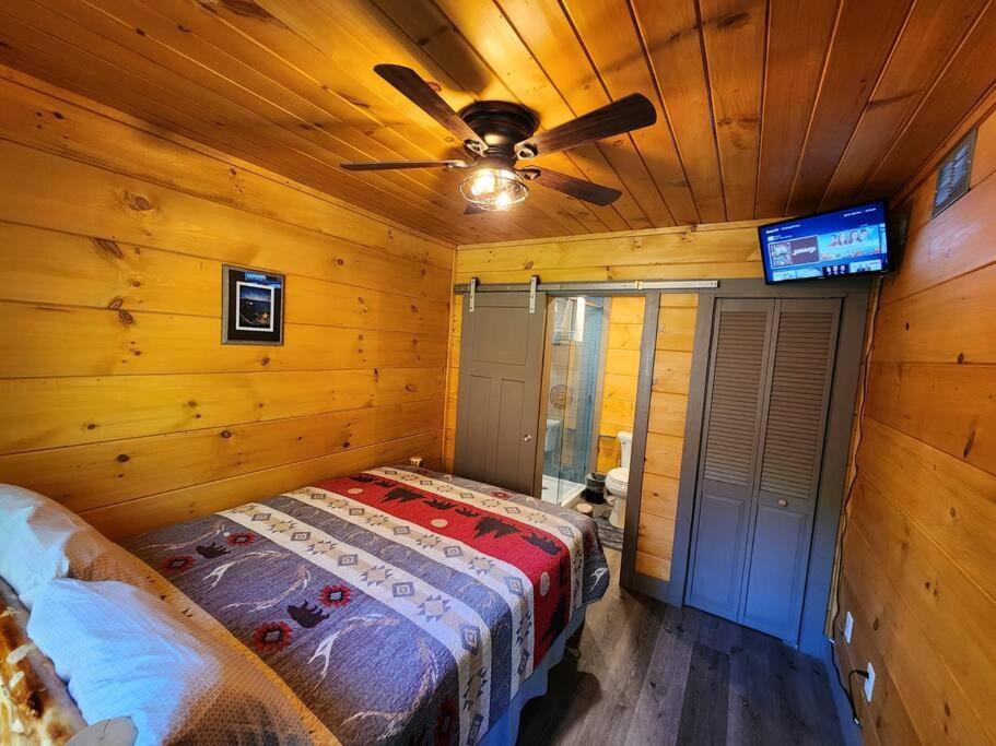 Dancing Bear Cabin- Relax & Enjoy! 세비어빌 외부 사진