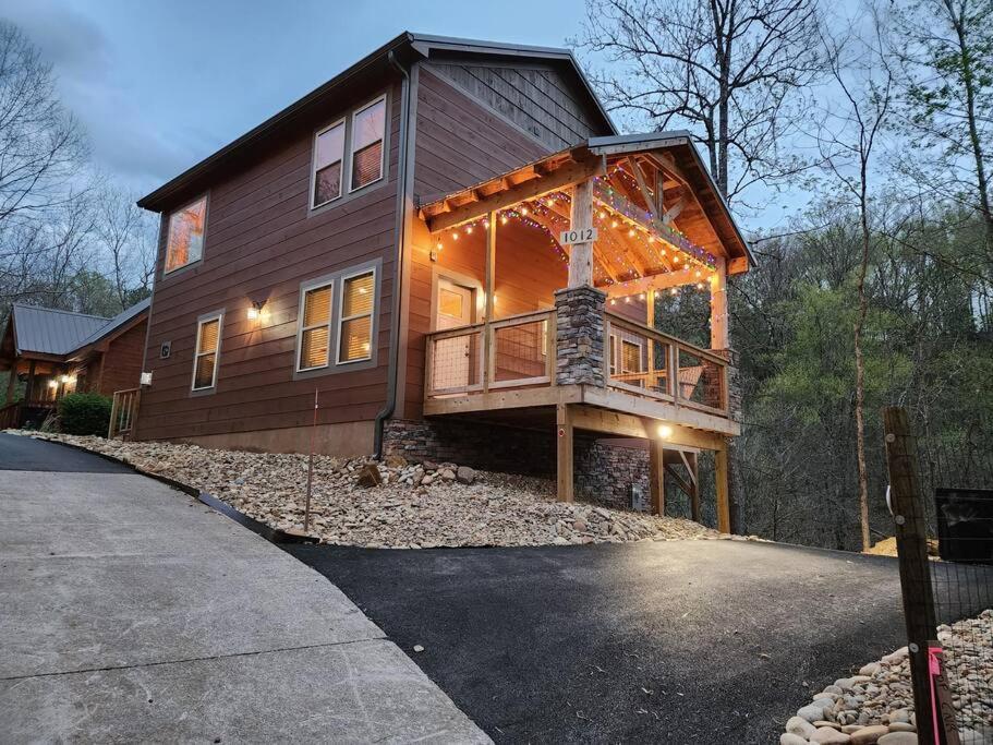 Dancing Bear Cabin- Relax & Enjoy! 세비어빌 외부 사진