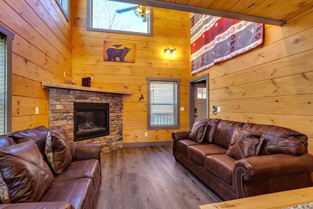 Dancing Bear Cabin- Relax & Enjoy! 세비어빌 외부 사진